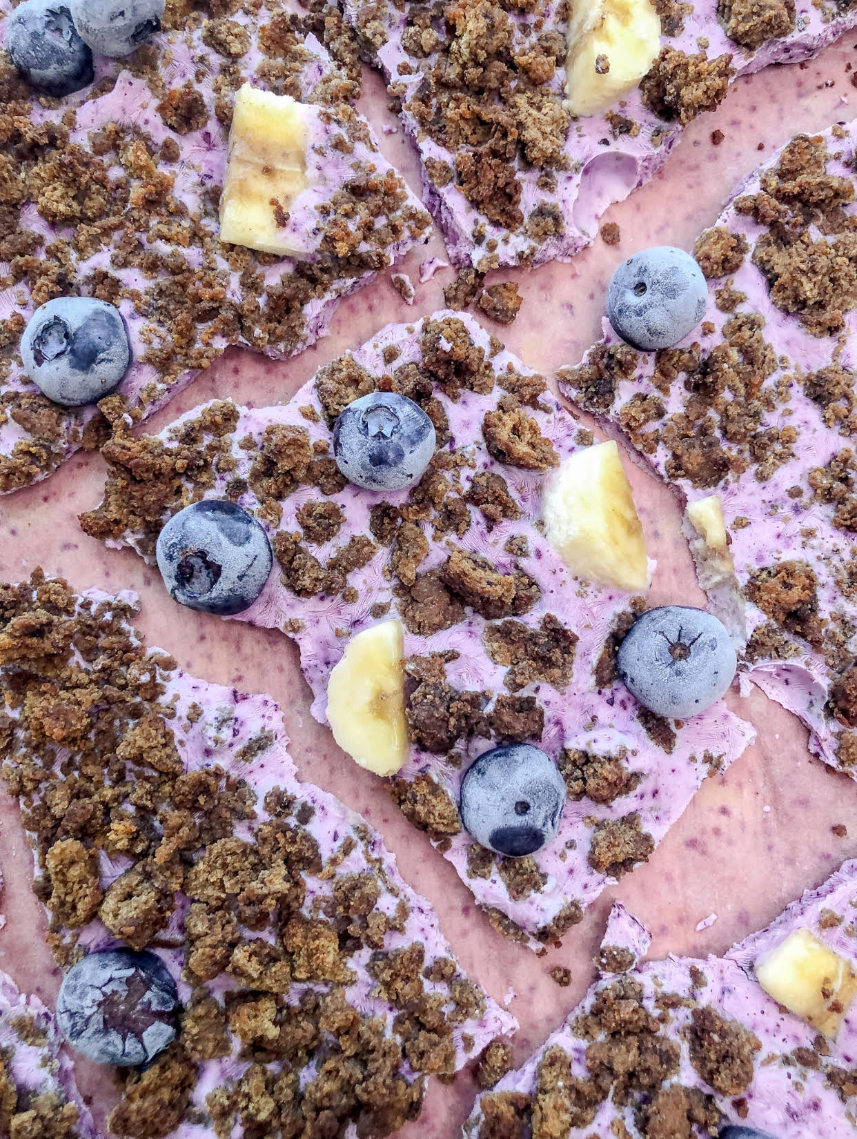 blueberry yogurt bark