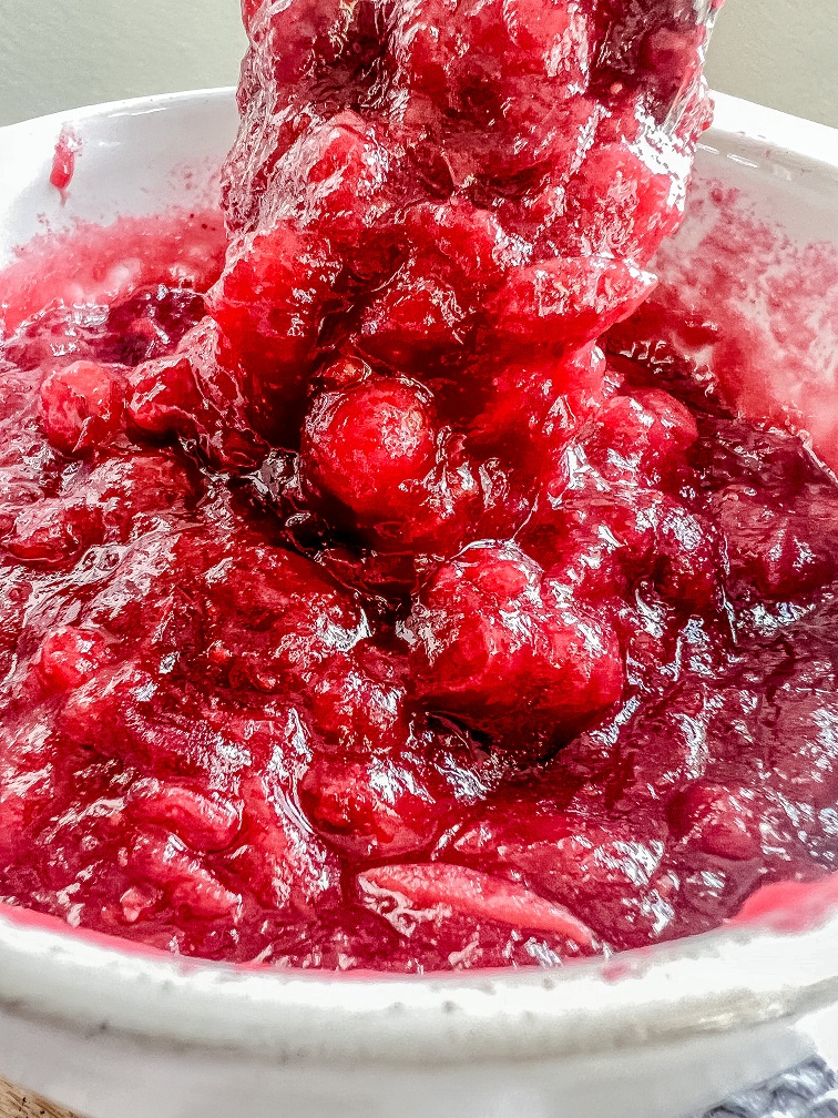 3-ingredient cranberry sauce